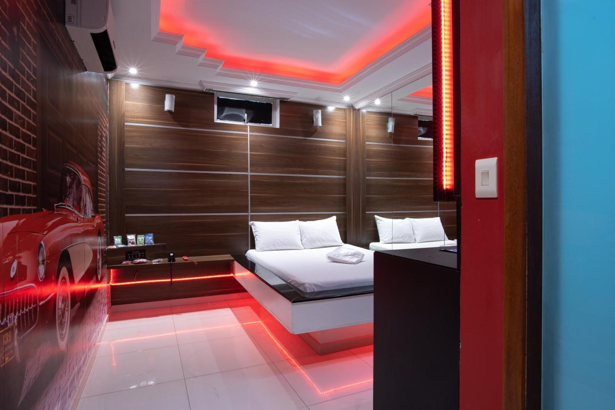 Motel Fantasy 2 (Adults Only) كونتاجيم المظهر الخارجي الصورة