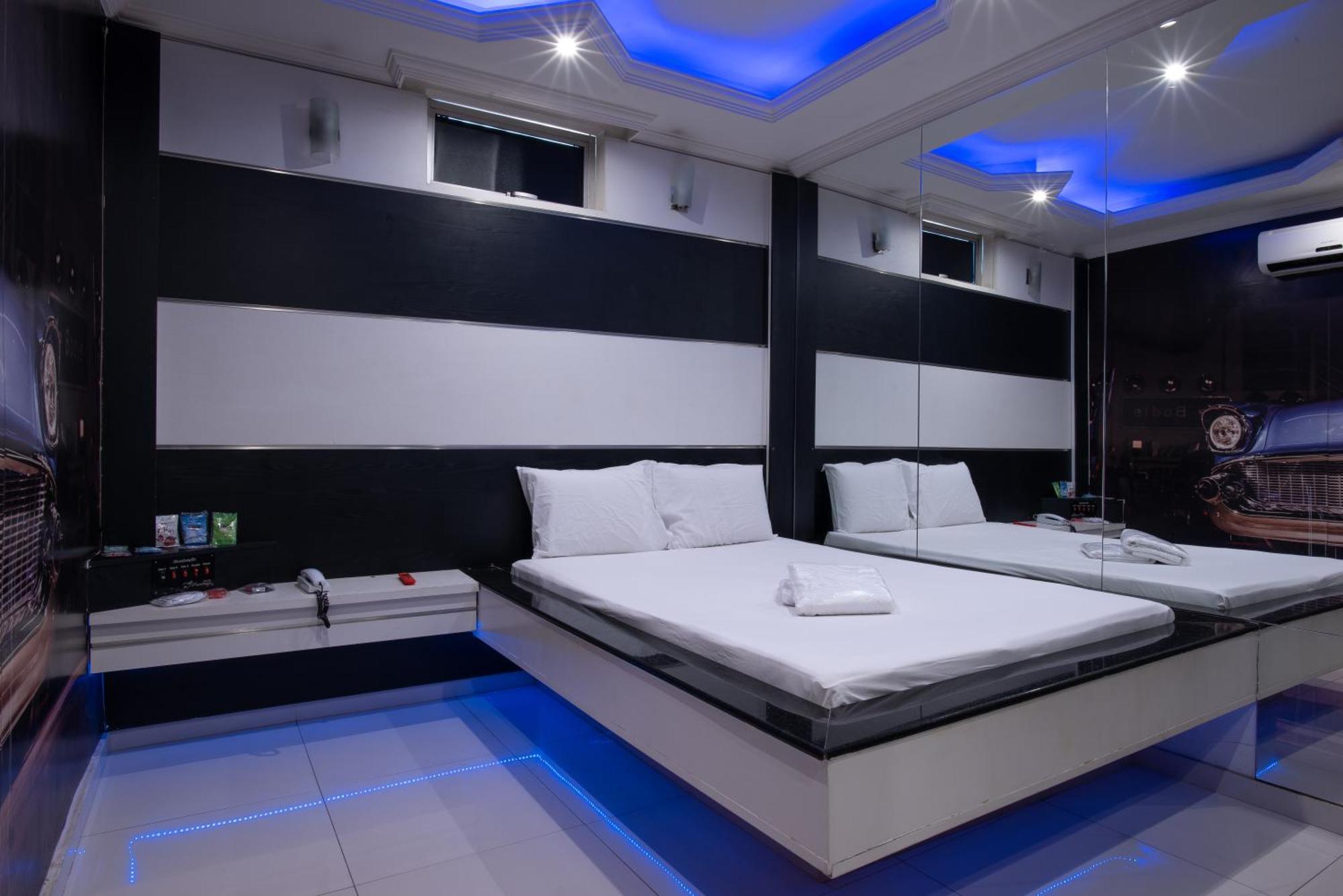 Motel Fantasy 2 (Adults Only) كونتاجيم المظهر الخارجي الصورة